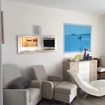Apartman By The Sea *