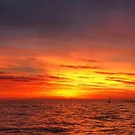 By The Sea Apartman *
