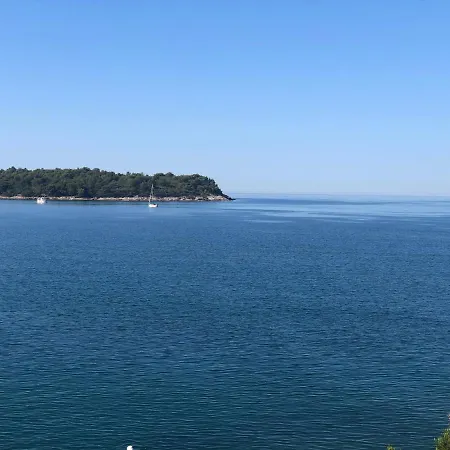 Apartment By The Sea Pula