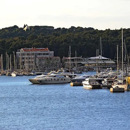 By The Sea Pula