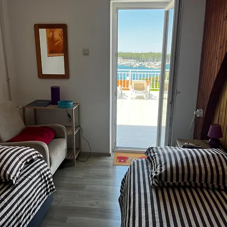 By The Sea Apartmán