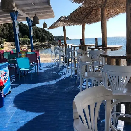 Апартаменты By The Sea Пула